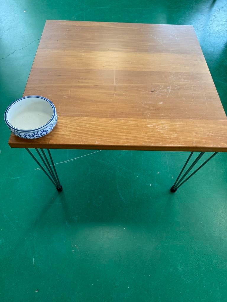 Fritz Hansen Deens Modern Berken Bijzettafel Jaren '80, Minder dan 45 cm, Minder dan 55 cm, Gebruikt, Vierkant