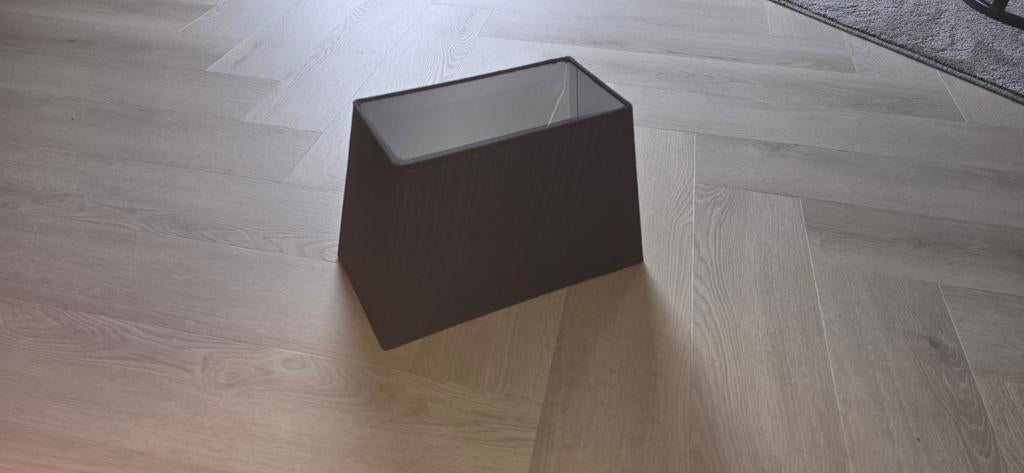 Stijlvolle zwarte rechthoekige lampenkap, 25 tot 50 cm, Zwart, Zo goed als nieuw, Rechthoekig