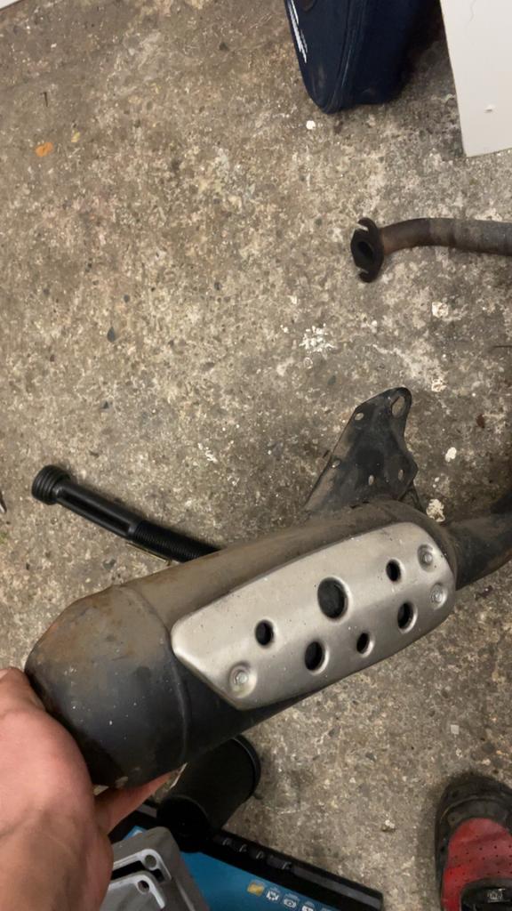 Standaard uitlaat voor Minarelli verticaal, Fietsen en Brommers, Brommeronderdelen | Scooters, Ophalen of Verzenden, Gebruikt