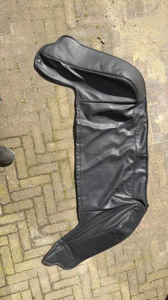 Volkswagen Golf Cabrio 3 afdekhoes, Ophalen, Zo goed als nieuw, Op maat