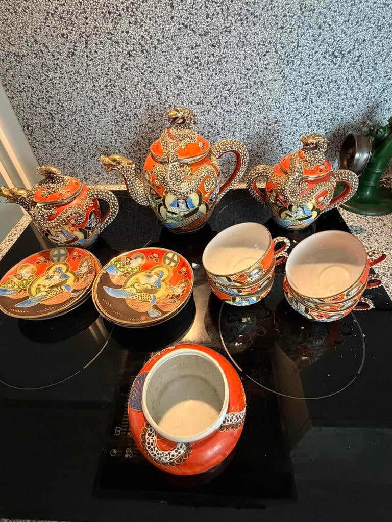MOOI GAAF THEE SERVIES VAN MIJN OMA GEWEEST, Ophalen of Verzenden