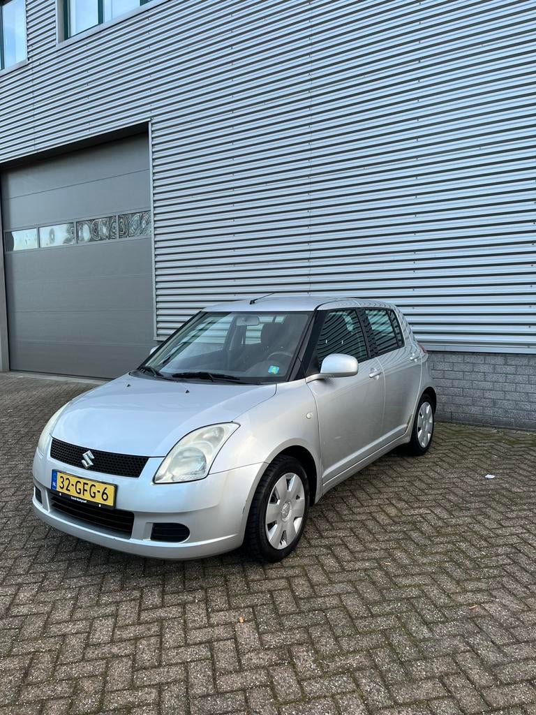 Suzuki Swift 1.3 5D 2008 Grijs, Auto's, Suzuki, Voorwielaandrijving, 40 €/maand, 965 kg, 400 kg