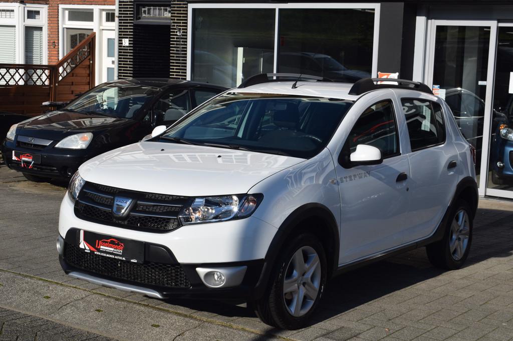 Dacia Sandero 0.9 TCe S&S Stepway Lauréate PDC Navi Cruise, Auto's, Dacia, Voorwielaandrijving, 898 cc, Stof, Gebruikt