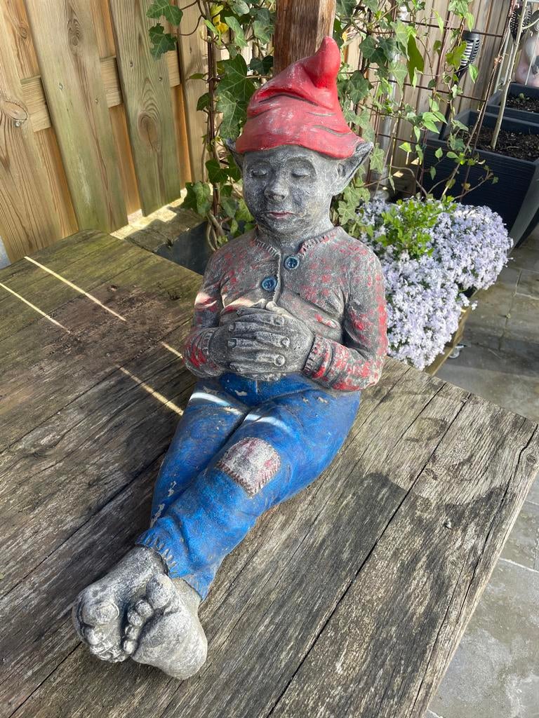 Tuinkabouter met rode muts en blauwe broek, Ophalen, Gebruikt, Beton, Tuinkabouter