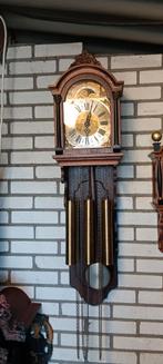 Te wegens opruiming enkele klokken zie foto s, Ophalen