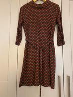 King Louie Retro Jurkje Rode Bloemen Maat M, Maat 38/40 (M), Ophalen of Verzenden, Zo goed als nieuw, Knielengte