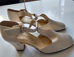 Mooie dames trouw schoentjes maat 40, Ophalen of Verzenden, Zo goed als nieuw, Schoenen