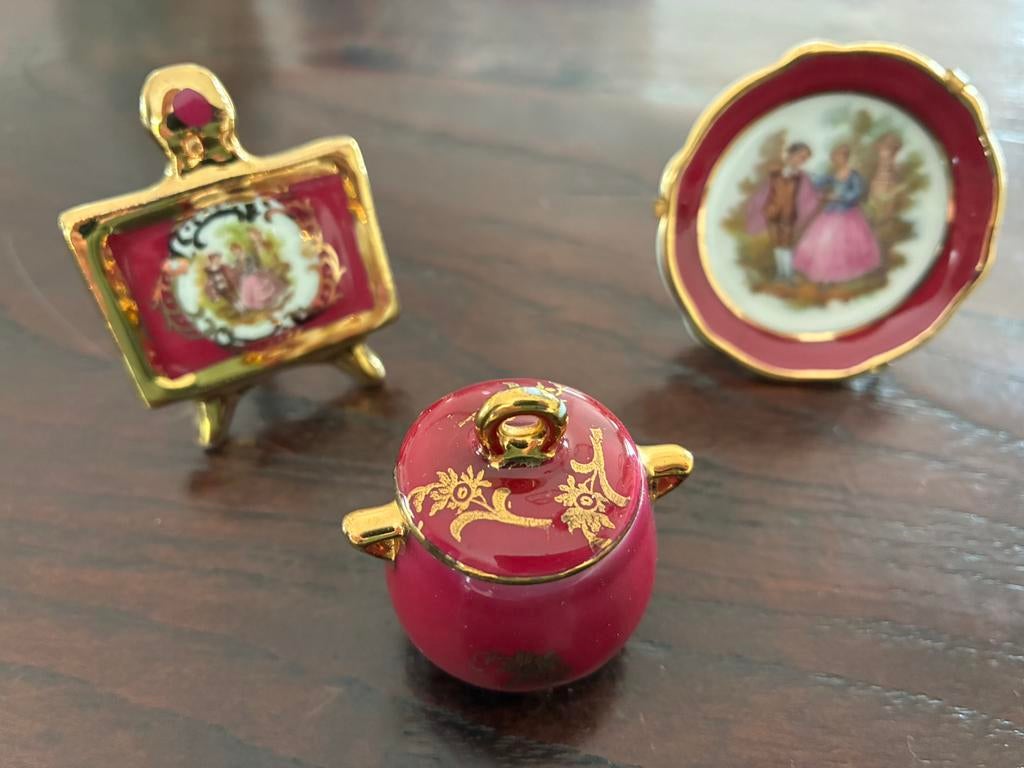 Limoges porselein. Miniatuur, Verzamelen, Ophalen of Verzenden, Zo goed als nieuw, Poppenhuis