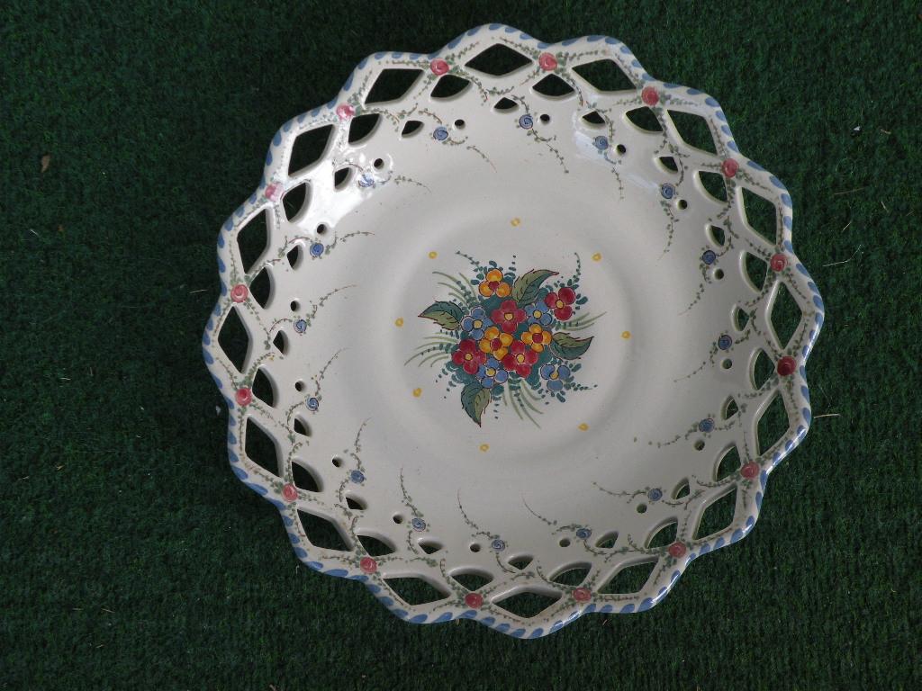 Schaal Gouda Zenith.  Doorsnede 30 cm., Ophalen of Verzenden, Zo goed als nieuw, Rond, Schaal