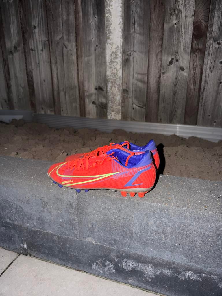 Nike Mercurial voetbalschoenen maat 44, Sport en Fitness, Voetbal, Ophalen of Verzenden, Gebruikt, Schoenen