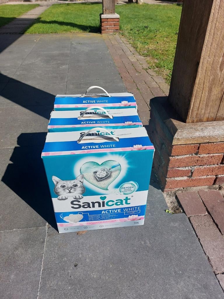 Kattengrit 3x10 liter Sanicat, Ophalen, Nieuw