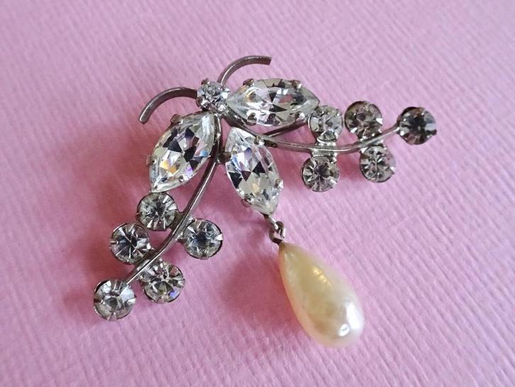 jwg Vintage 70s retro antiek Victoriaans parel strass broche, Sieraden, Tassen en Uiterlijk, Antieke sieraden, Broche, Overige materialen