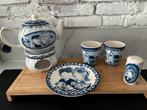Blond Amsterdam delfs blauw, theepot, bekers, bordje, Gebruikt, Blond Amsterdam, Ophalen of Verzenden, Aardewerk