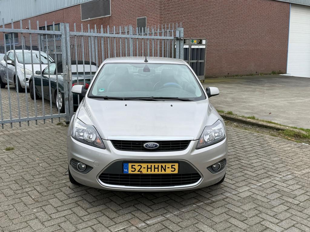 Ford Focus Coupé-Cabriolet 1.6 Titanium! NL AUTO NAP! Leer, 1596 cc, Gebruikt, Zwart, 4 cilinders