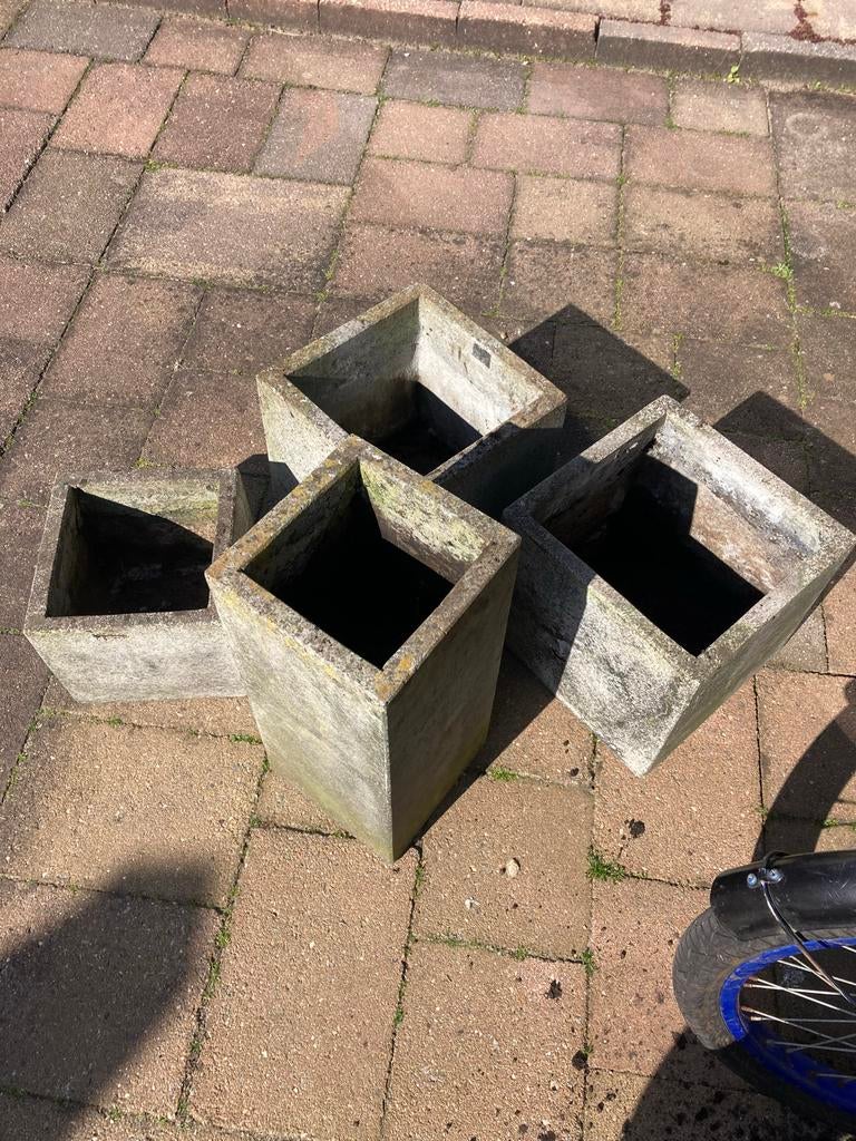 Betonlook potten voor in de tuin, Tuin en Terras, Ophalen, Gebruikt, Minder dan 60 cm, Vierkant