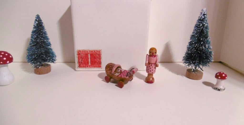 Oud houten poppenwagen popje speelgoed poppenhuis miniaturen, Verzenden, Poppenhuis