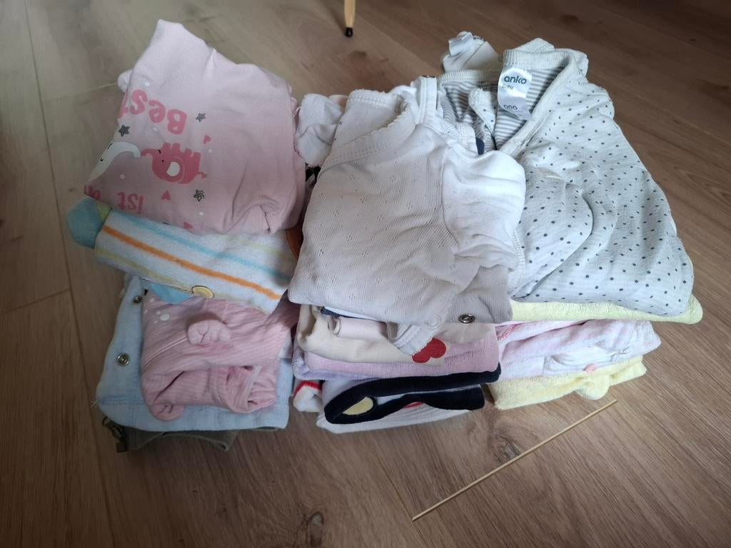 Babykleding pakket maat 56 - meisjes, Kinderen en Baby's, Babykleding | Baby-kledingpakketten, Ophalen of Verzenden, Gebruikt