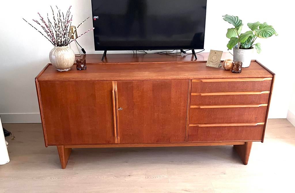 Prachtig vintage Pastoe dressoir, Huis en Inrichting, Ophalen, Vintsge. Pastoe. Design, Eikenhout, Zo goed als nieuw