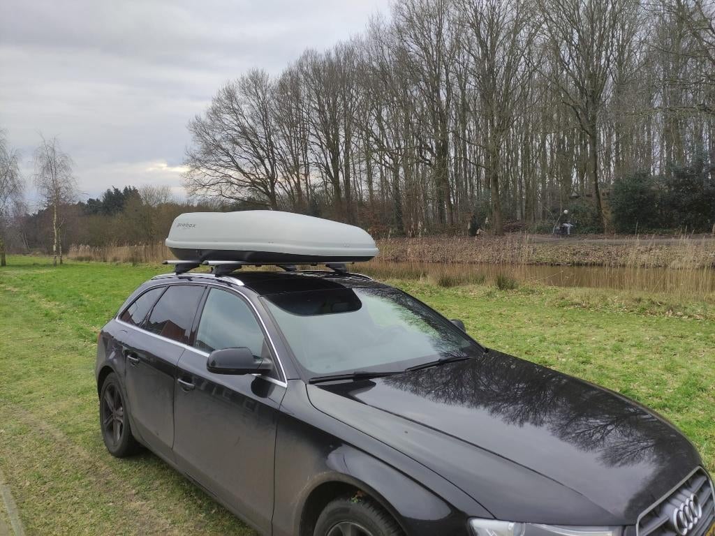 HUUR: Mooie grote Dakkoffer XL (550liter) incl. montage, Auto diversen, Dakkoffers, Zo goed als nieuw, Ophalen