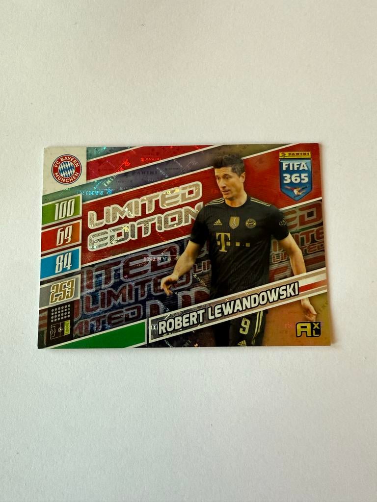Robert Lewandowski Limited Edition FIFA 365 Spelerskaart, Ophalen of Verzenden, Zo goed als nieuw, Buitenlandse clubs, Spelerskaart