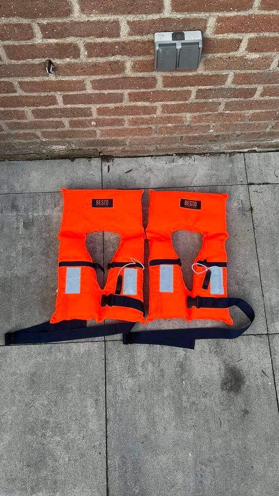 Reddingsvesten kinderen oranje, Watersport en Boten, Ophalen, Zo goed als nieuw