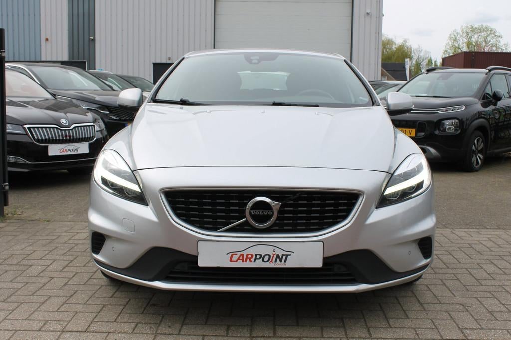 Volvo V40 1.5 T2 R-Design Leer Clima Cruise Trekhaak LED, Auto's, Volvo, Zwart, 122 pk, Origineel Nederlands, Hatchback