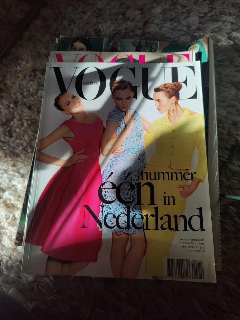 Vogue Nederland - Eerste Uitgave 2012, Ophalen of Verzenden, Gelezen, Glossy