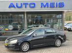 Volkswagen JETTA 2.0 FSI Sportline Business (SCHADE) Zo meen, Gebruikt, 4 cilinders, Startonderbreker, Zwart