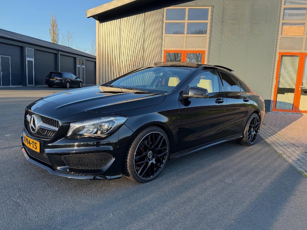 Mercedes-Benz CLA 180 1.6 90KW 7G-DCT (aut) 2013 Zwart, Auto's, 4 cilinders, 715 kg, Particulier, Sedan