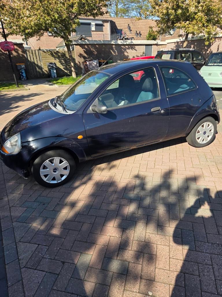 Ford Ka 1.3 I 44KW 2007 Blauw, Auto's, Voorwielaandrijving, 1299 cc, 31 €/maand, 4 cilinders