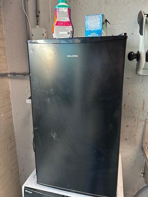 koelkast salora, Gebruikt, 60 cm of meer, Minder dan 75 liter, Met vriesvak