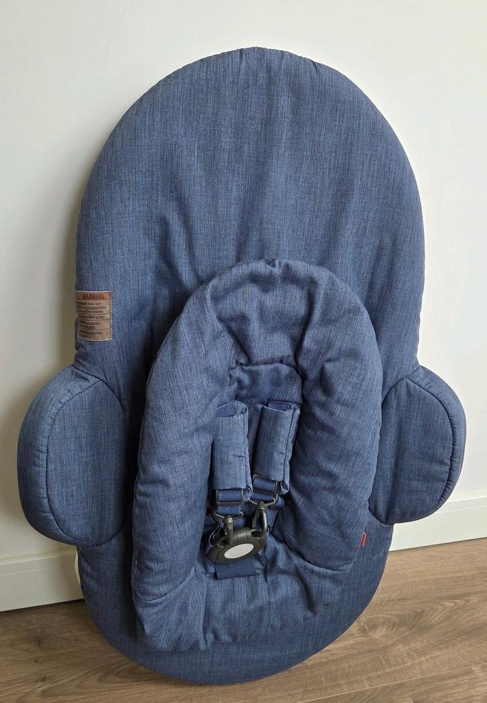 Stokke wipstoel blauw met inleg, Ophalen