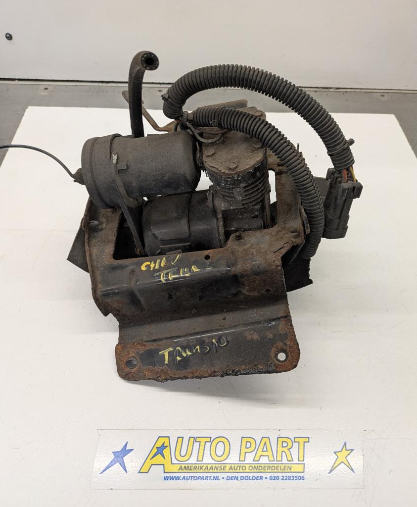 Chevrolet Transsport compressor niveauregeling 2000-2005, Gebruikt, Info@gm.com, Ophalen of Verzenden, P.O. BOX 33170 Detroit, MI 48232-5170