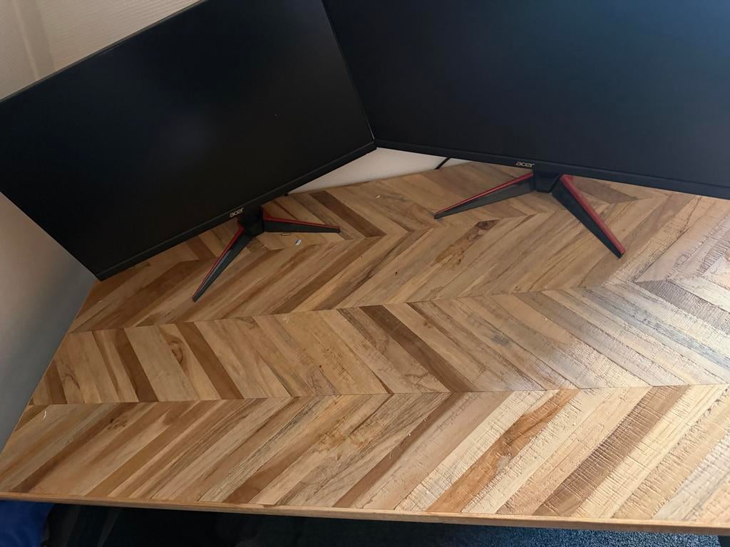 Zo goed als nieuw bureau, nog geen jaar oud, Huis en Inrichting, Bureaus, Ophalen, Zo goed als nieuw