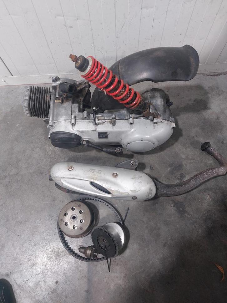 Typhoon carters/blok 70cc yss h2o zip 2t, Fietsen en Brommers, Brommeronderdelen | Scooters, Zo goed als nieuw, Piaggio, Blok