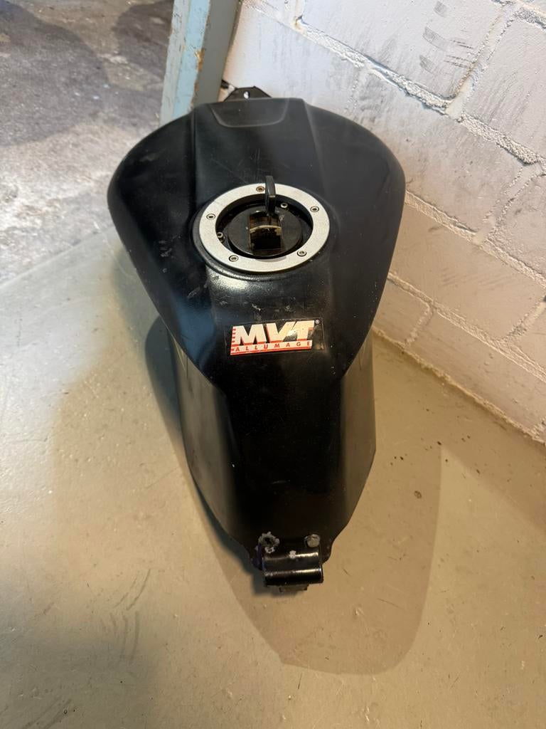 Tank + cover rieju rs2, Fietsen en Brommers, Ophalen, Gebruikt, Tank