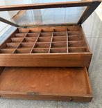 Klassieke zetbak boor loden letters, Ophalen