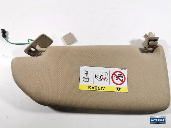 Zonneklep van een Volvo V70, Gebruikt, -, -, Ophalen of Verzenden