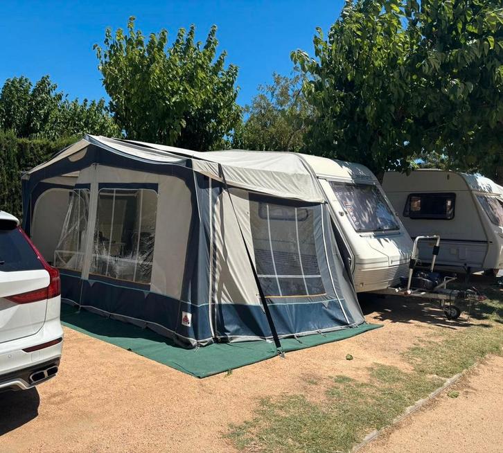 BEYERLAND Vitesse 430, Caravans en Kamperen, Caravans, Particulier, tot en met 3, 500 - 750 kg, Beyerland, 4 tot 5 meter, Ophalen