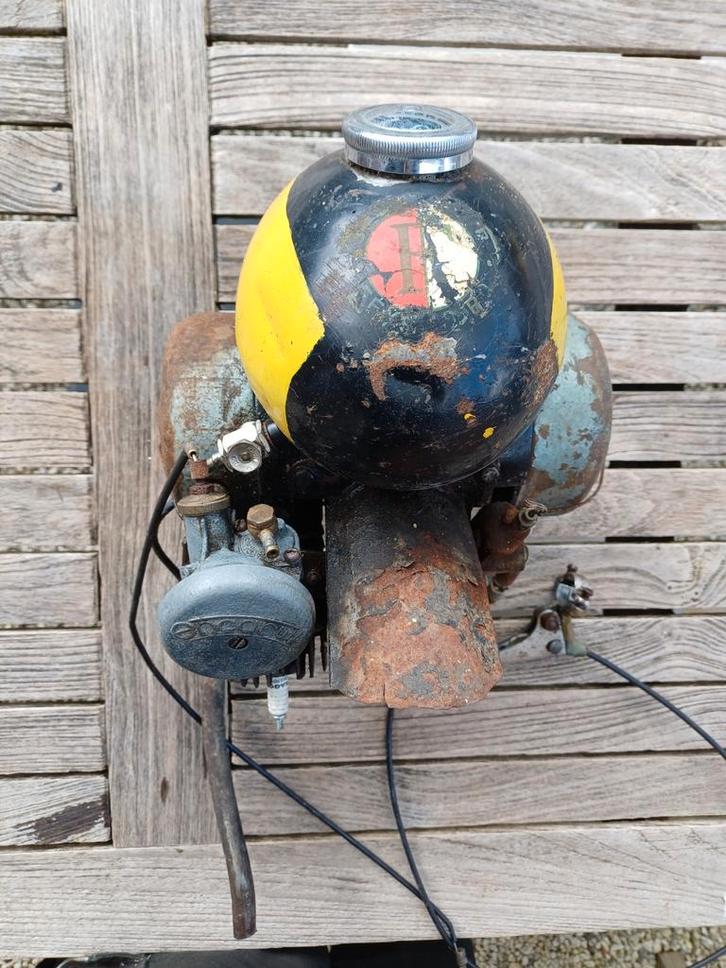 Origineel Berini eitje zoldervondst, Fietsen en Brommers, Brommeronderdelen | Oldtimers, Gebruikt, Overige merken, Blok, Ophalen of Verzenden