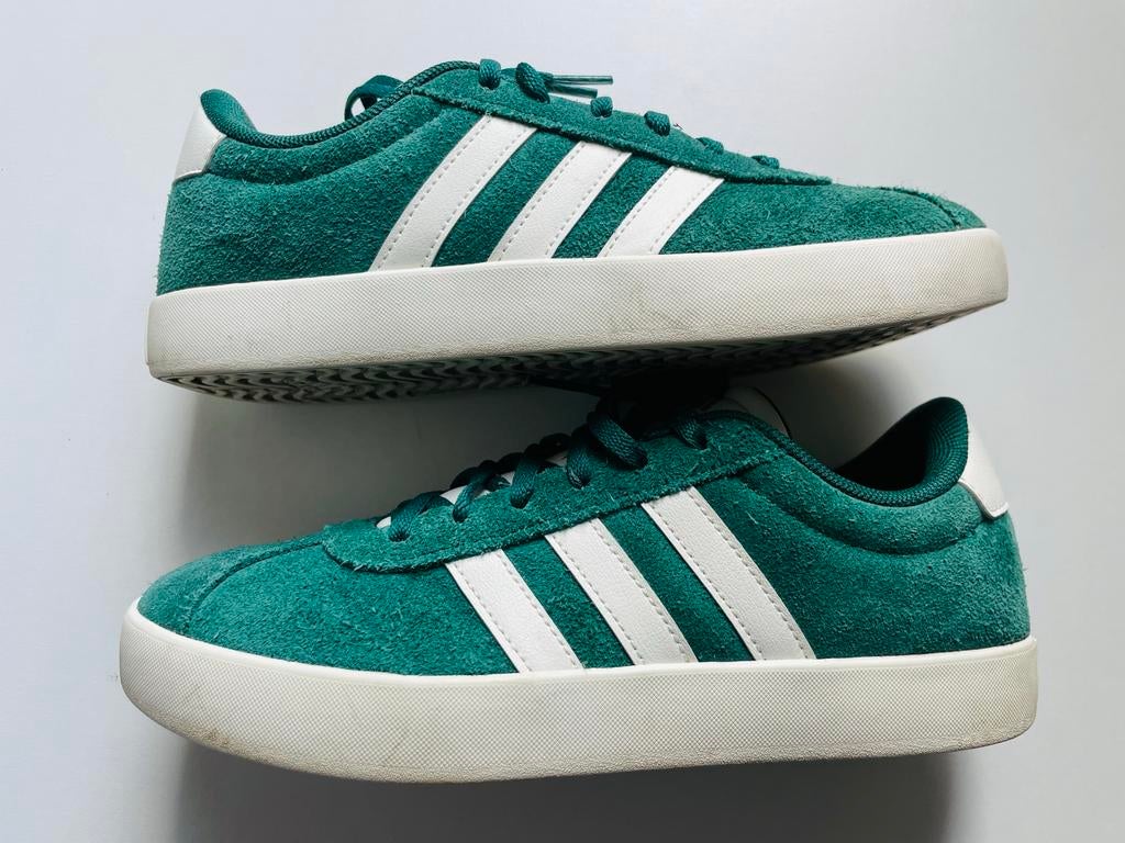 Adidas sneakers groen maat 37 1/3, Ophalen of Verzenden, Zo goed als nieuw, Groen, Sneakers of Gympen