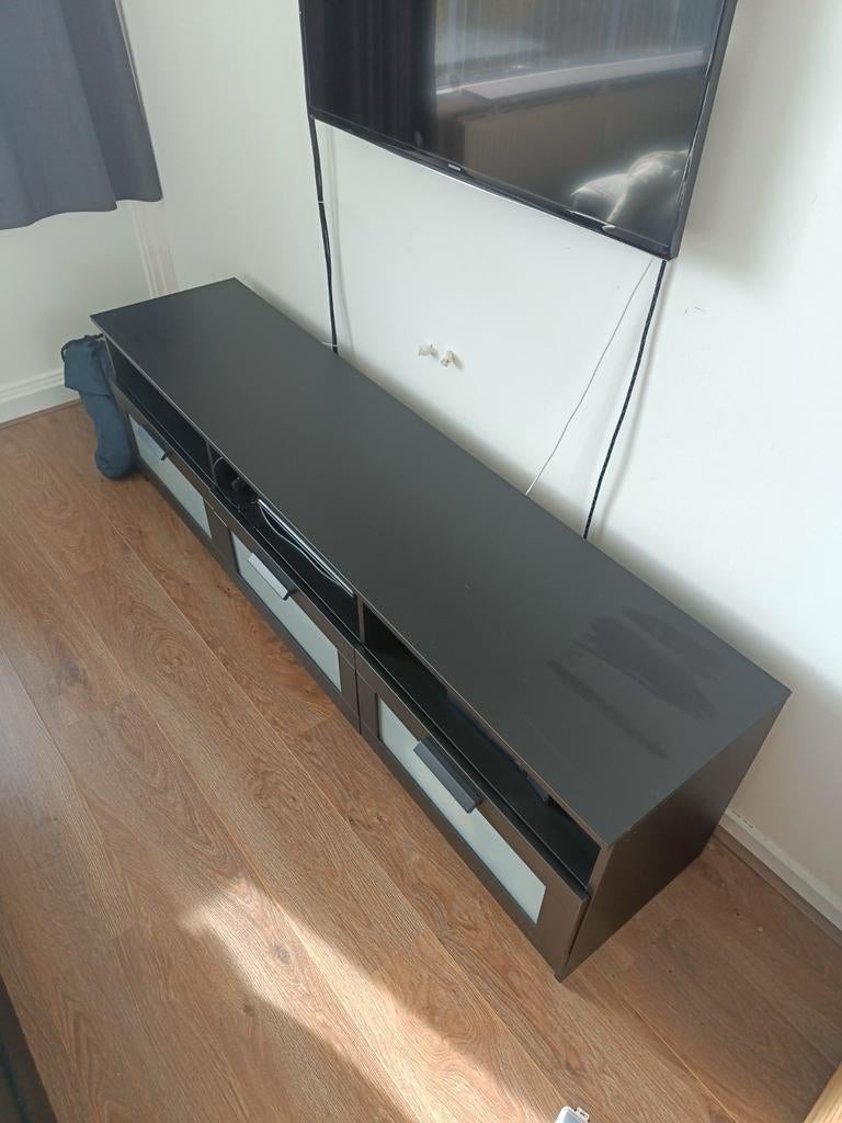 Zwart IKEA tv meubel 180x41, Huis en Inrichting, Kasten | Televisiemeubels, Ophalen of Verzenden, 25 tot 50 cm, 150 tot 200 cm