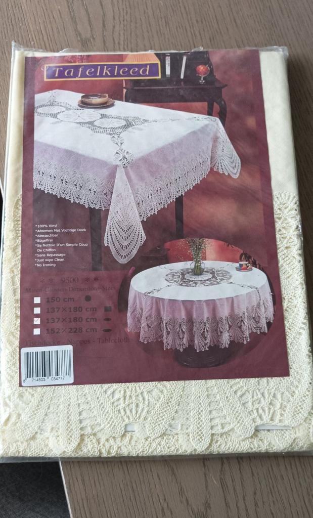 creme kleurig tafelkleed nieuw in verpakking, Ophalen of Verzenden, Nieuw, Ovaal, Binnen