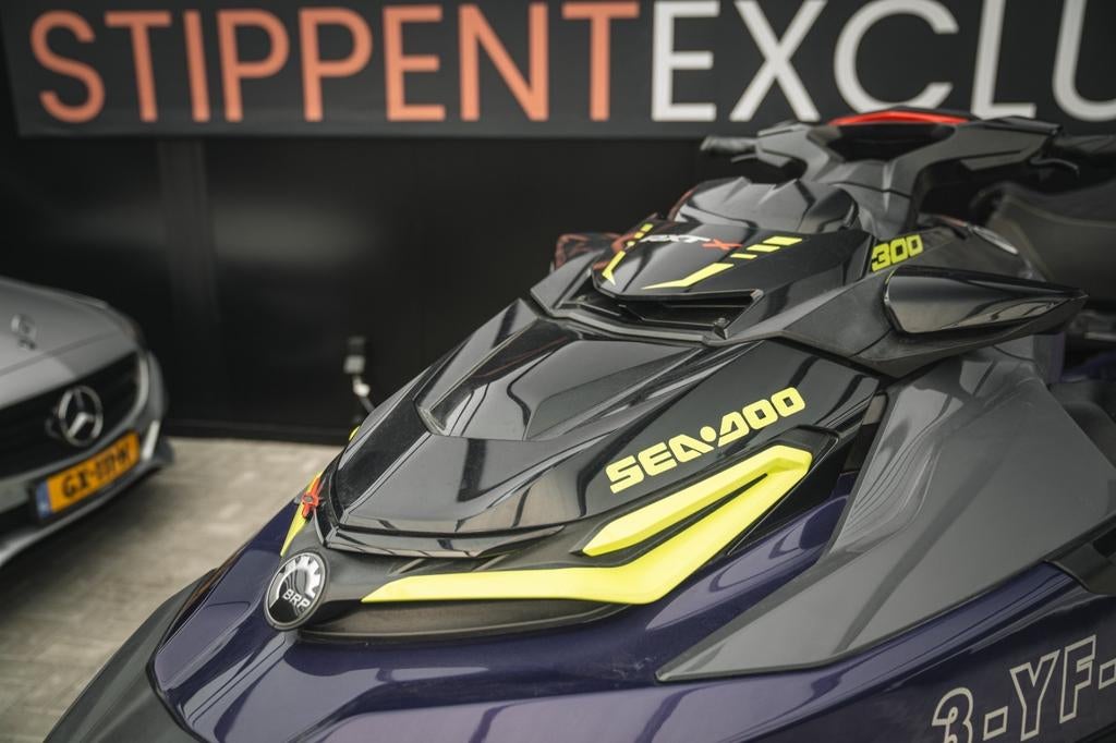 Seadoo Waterscooter 300pk met trailer, compleet onderhouden, Ophalen, Gebruikt, Benzine, 200 pk of meer