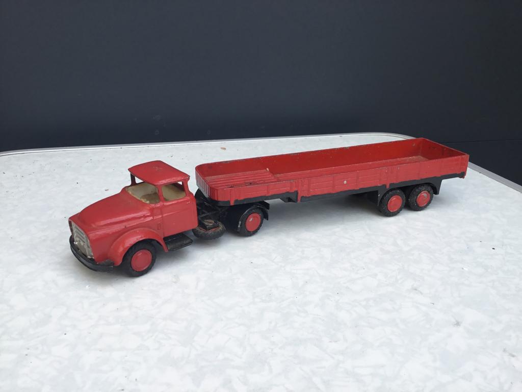 Lion Car Daf Torpedo voor loop of sloop, Hobby en Vrije tijd, Modelauto's | 1:50, Ophalen of Verzenden, Zo goed als nieuw, Bus of Vrachtwagen