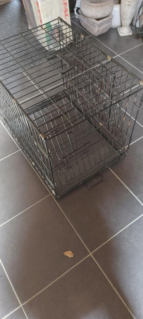 Honden benge zwart voor en zij kant deurtje, Ophalen, 110 cm of meer