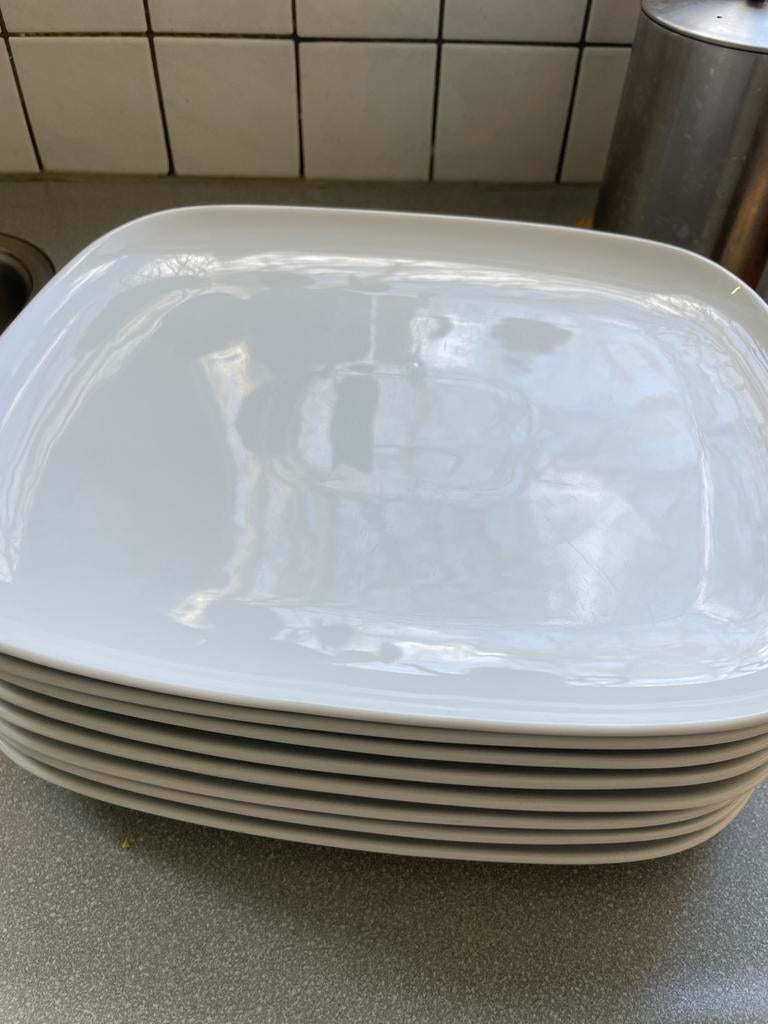 8 grote dinerborden Vardera Ikea wit, Ophalen, Gebruikt, Bord(en), Effen