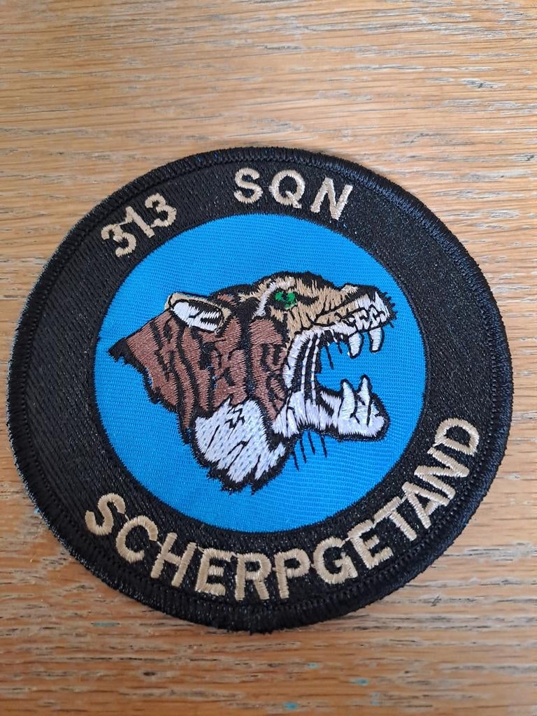 Patch 313 SQN Scherpegetand - Militaire Applicatie, Verzamelen, Militaria | Algemeen, Ophalen of Verzenden, Onbekend, Onbekend