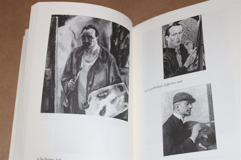 Gerrit Komrij. Uit kelders v/h Stedelijk. Kijken is bekeken., Ophalen of Verzenden, Gelezen