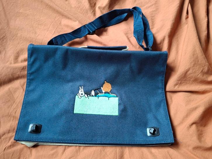 Kuifje Tin Tin tas en kaartspel nieuw, Verzamelen, Stripfiguren, Nieuw, Gebruiksvoorwerp, Kuifje, Ophalen of Verzenden